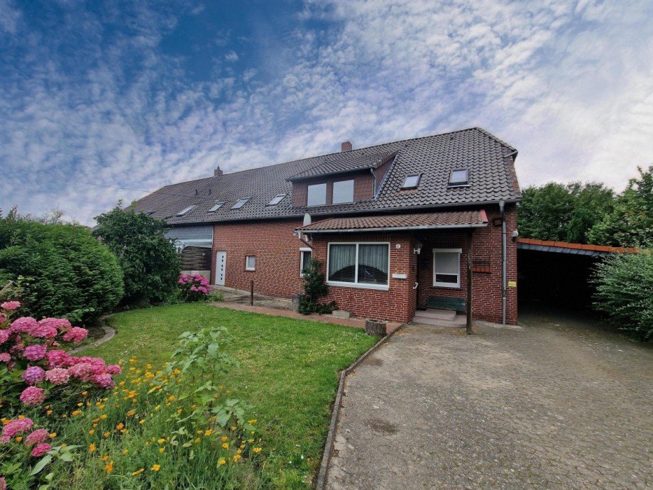 Stra�enansicht II Einfamilienhaus Meine
