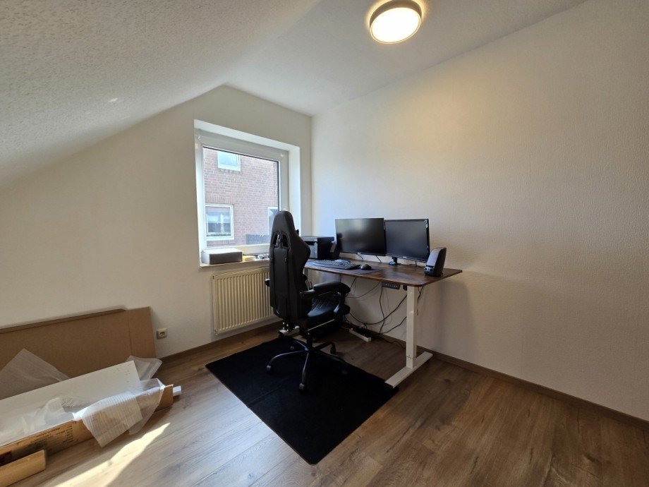 Arbeitszimmer Dachgeschosswohnung Sassenburg