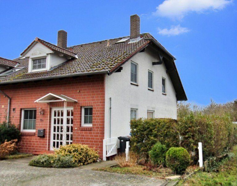 Stra�enansicht Meine - Abbesb�ttel Reihenendhaus Idyllisches Reihenendhaus in Feldrandlage von Meine OT Abbesb�ttel