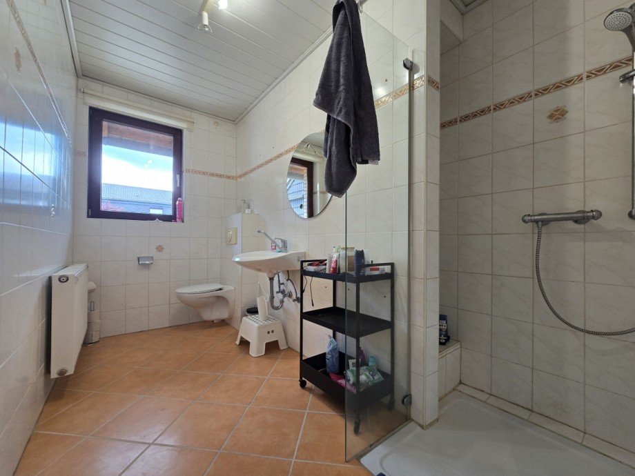 Bad EG Einfamilienhaus Schw�lper