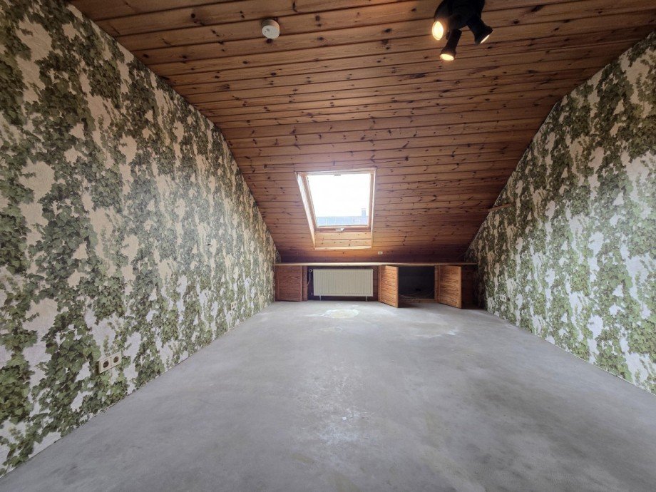 Kinderzimmer DG Reihenendhaus Braunschweig