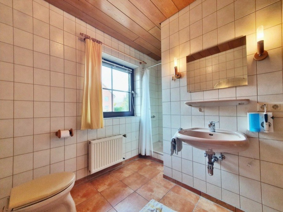 Bad EG Einfamilienhaus Meine