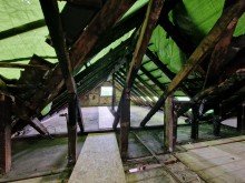 Dachgeschoss 4 Abriss oder Wiederaufbau? Zweifamilienhaus mit Brandschaden in Wasb�ttel