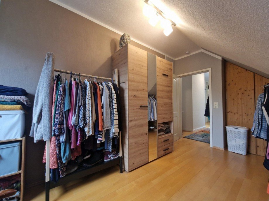 DG Ankleidezimmer Einfamilienhaus Meine