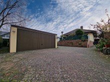 Garage Vordorf: Charmanter Bungalow in ruhiger Lage