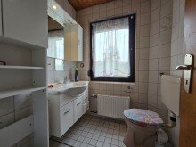 Bad EG Kleines EFH auf gro�em Erbbaugrundst�ck