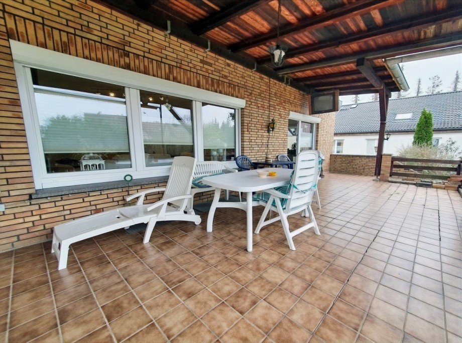 Terrasse gro� Einfamilienhaus Gifhorn