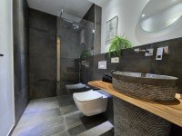 Bild (832ccbe6b36c22cc3afc6eb89f7dbd08): Bald frei: Exklusive Erdgeschosswohnung mit Garten und zwei Stellpl�tzen in R�tgesb�ttel