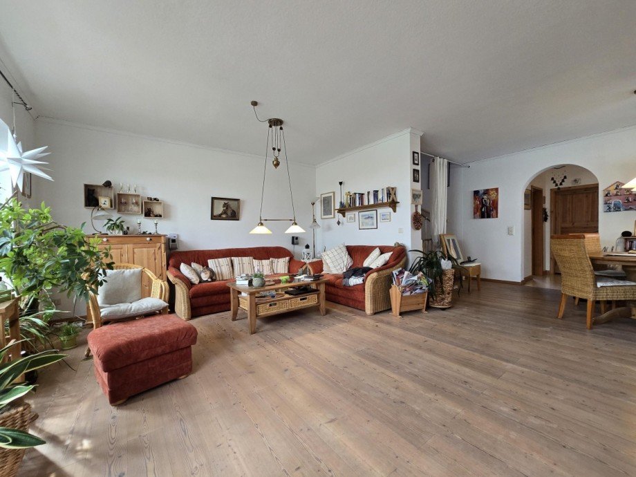 Wohnzimmer Doppelhaush�lfte R�tgesb�ttel