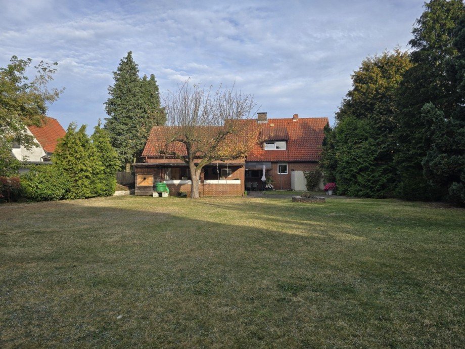 Gartenansicht Einfamilienhaus Gifhorn