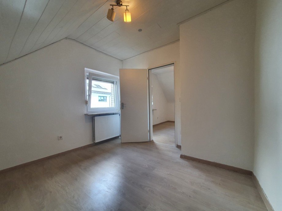 Kind 2 Einfamilienhaus R�tgesb�ttel