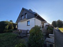 Hauseingang Gifhorn: Gepflegtes Einfamilienhaus mit Garage und Keller