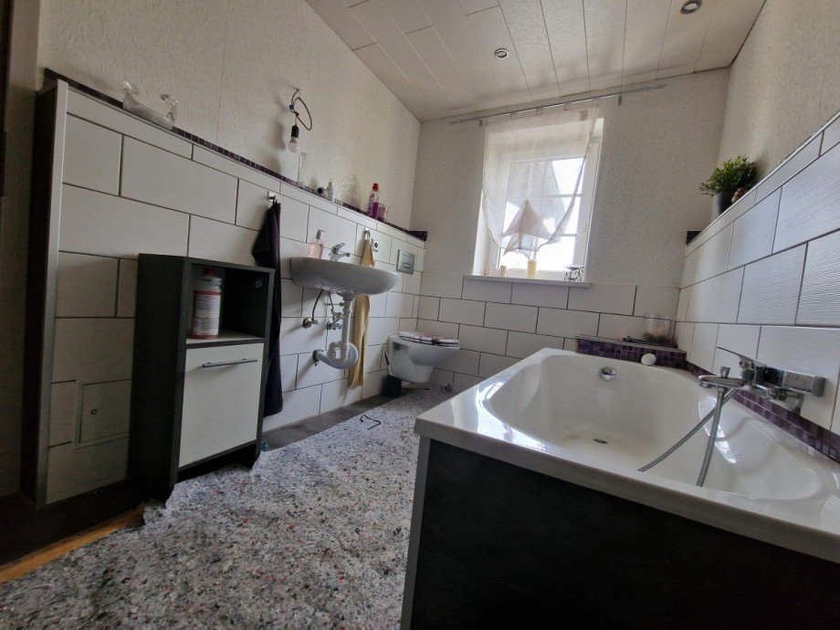 Badezimmer EG Zweifamilienhaus Wasb�ttel