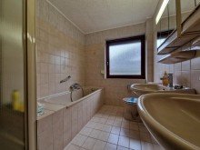 Tageslichtbad Vordorf: Charmanter Bungalow in ruhiger Lage